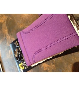 Fellowes Body Glove Neoprene Clutch Case for iPods, MP3/MP4 Players, Cameras, PDAs & Cell Phones (Purple)